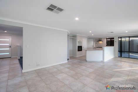Property photo of 40 Portland Mews Bennett Springs WA 6063