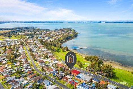 Property photo of 54 Lakeside Drive Kanahooka NSW 2530