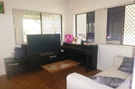 Property photo of 66 Eversleigh Road Scarborough QLD 4020