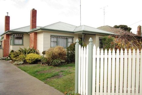 28 Brinkley Ave, Wendouree, VIC 3355