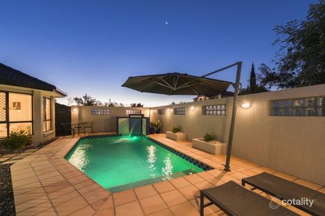 Property photo of 19 Forest Place Carindale QLD 4152