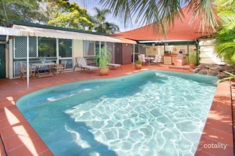 13 Bushing St, Wynnum West, QLD 4178