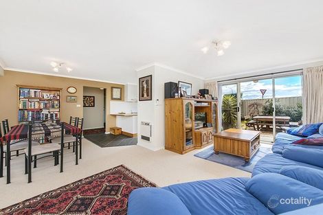 Property photo of 6/60 Jacaranda Drive Jerrabomberra NSW 2619