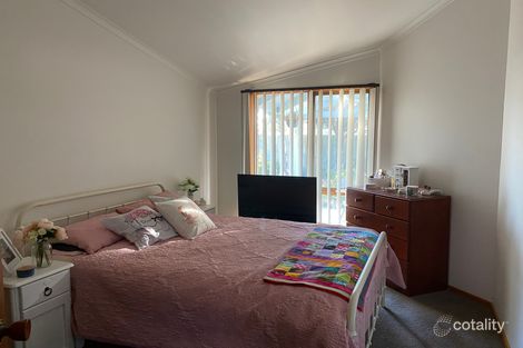 Property photo of 1/5 Dewan Avenue Werribee VIC 3030