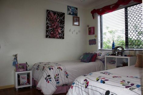 Property photo of 2/60 Chainey Avenue Miami QLD 4220