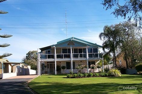 678 Geographe Bay Rd, Broadwater, WA 6280