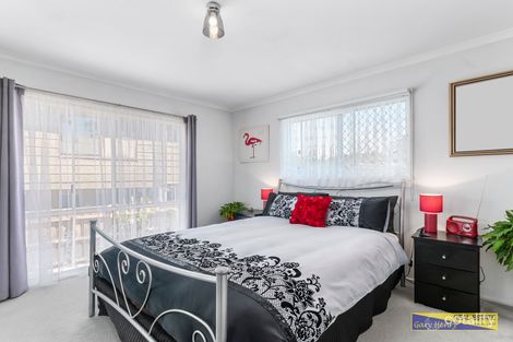 Property photo of 9 Ocean Court Lakes Entrance VIC 3909