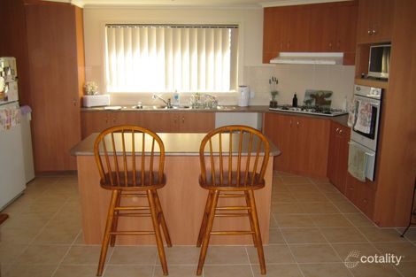 Property photo of 11 Chesil Court Narre Warren South VIC 3805