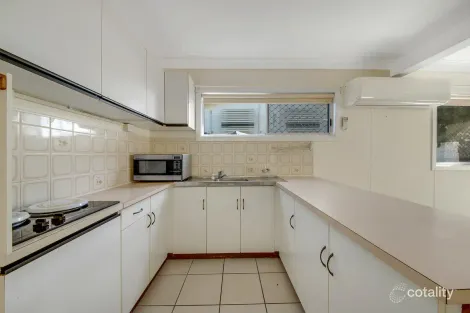 Property photo of 10 Wodonga Street Clinton QLD 4680