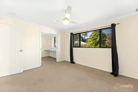Property photo of 4/9 Creek Street East Toowoomba QLD 4350