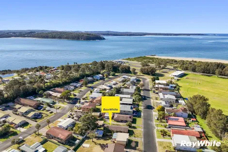 2/15 Catlin Ave, Batemans Bay, NSW 2536