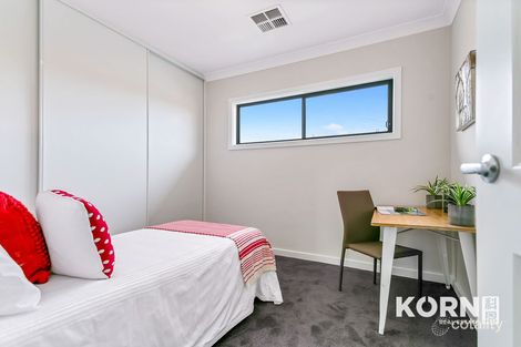 Property photo of 9 Cowra Crescent Park Holme SA 5043