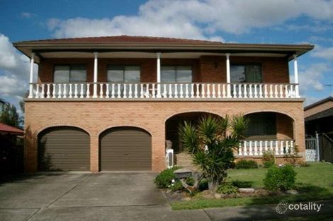 Property photo of 40 Drummoyne Crescent St Johns Park NSW 2176