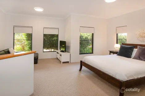 Property photo of 7 Rainbird Place Dunsborough WA 6281