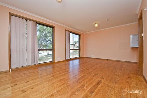 Property photo of 38 Bellchambers Crescent Banks ACT 2906