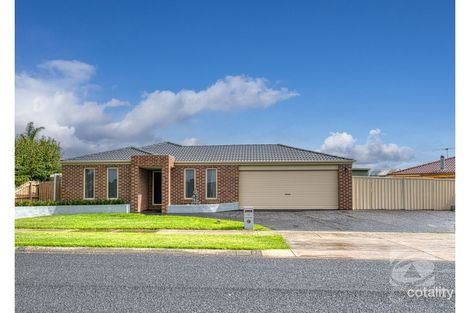Property photo of 36 Bailey Boulevard Koo Wee Rup VIC 3981