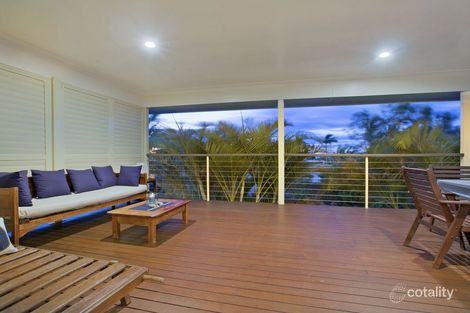 Property photo of 8 Seaside Close Thorneside QLD 4158