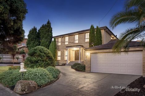 18 Bareena Gr, Doncaster East, VIC 3109