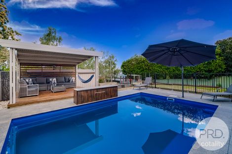 11 Amaroo St, Kooringal, NSW 2650