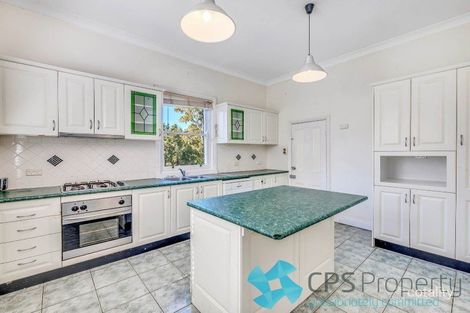 Property photo of 16 Holdsworth Avenue St Leonards NSW 2065