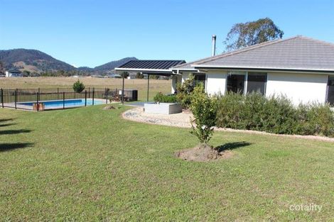 Property photo of 3 Mahogany Drive Gloucester NSW 2422
