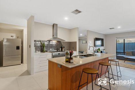 Property photo of 3 Kitley Way Piara Waters WA 6112