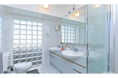 Property photo of 95 Broadwater Terrace Redland Bay QLD 4165