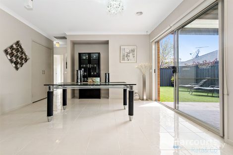 Property photo of 18 Panton Gap Drive South Morang VIC 3752