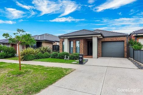 Property photo of 52 Streamside Drive Craigieburn VIC 3064