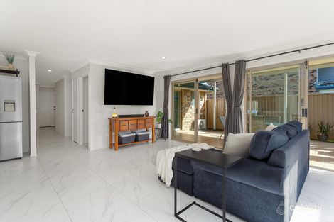 Property photo of 282 Nineteenth Avenue Elanora QLD 4221