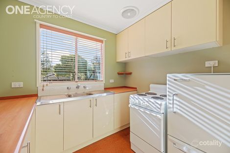 Property photo of 12 Thomas Street Drouin VIC 3818