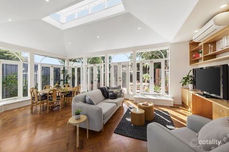 Property photo of 9 Ellesmere Road Windsor VIC 3181
