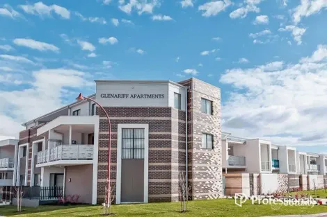 43/1 Glenariff Bvd, Canning Vale, WA 6155