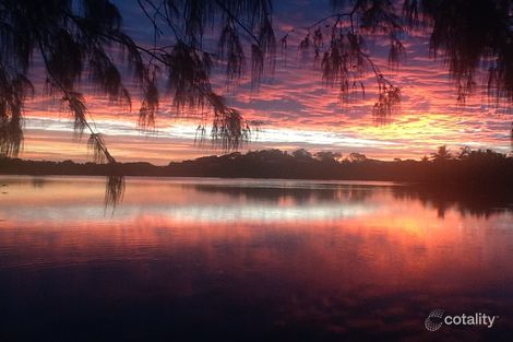 Property photo of 51 Admiral Drive Dolphin Heads QLD 4740