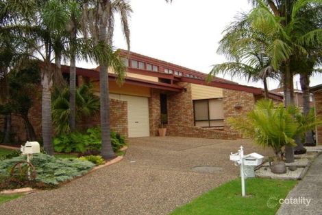 Property photo of 5 Wandoo Place Shellharbour NSW 2529