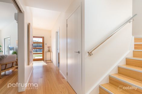 Property photo of 22 William Cooper Drive New Town TAS 7008