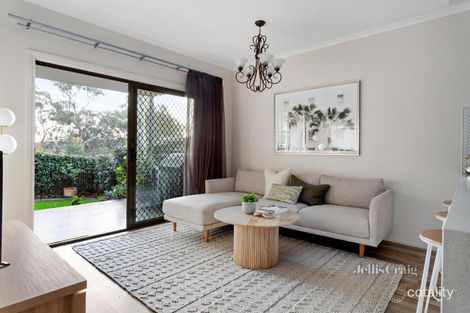 Property photo of 24 Cascades View Yallambie VIC 3085