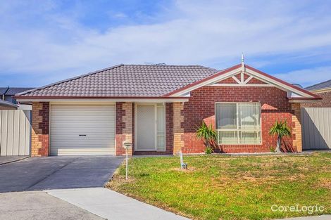 Property photo of 27 Villawood Avenue Roxburgh Park VIC 3064