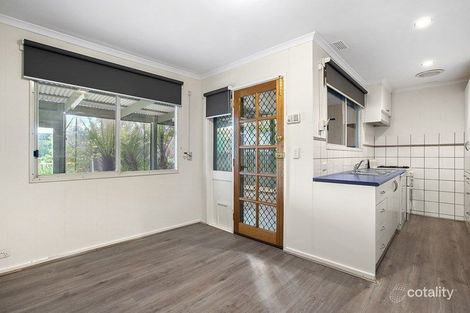 Property photo of 83 Robertson Drive Mornington VIC 3931