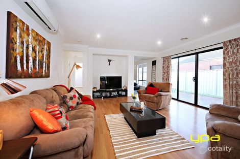 Property photo of 74 Lawson Way Caroline Springs VIC 3023