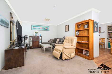 Property photo of 37 Clematis Crescent Utakarra WA 6530