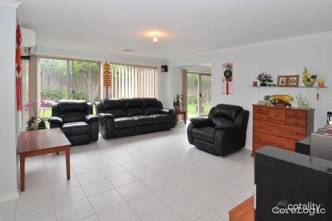 Property photo of 2/7 Topaz Place St Albans VIC 3021