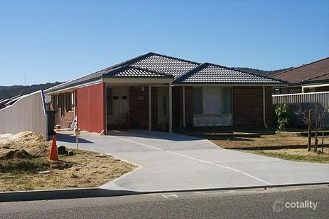 90 Dellar Rd, Maddington, WA 6109