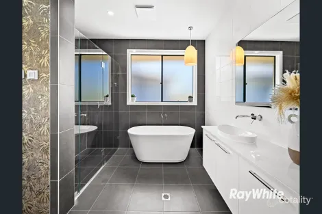 Property photo of 3 Glencoe Circuit Gables NSW 2765