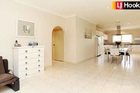 Property photo of 11 Marina Street Werribee VIC 3030