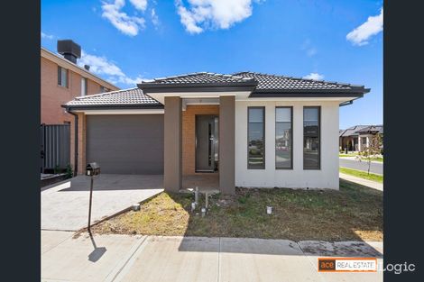 Property photo of 2 Bluegrass Street Tarneit VIC 3029