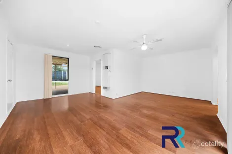 Property photo of 12 Campaspe Crescent Brookfield VIC 3338