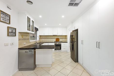 Property photo of 26 Pinnaroo Circuit Meadow Heights VIC 3048