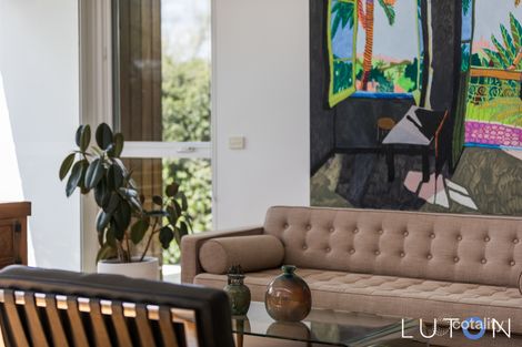 Property photo of 25 Tasmania Circle Forrest ACT 2603