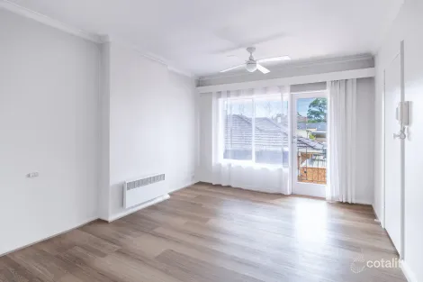 Property photo of 7/11 Logie Street Oakleigh VIC 3166